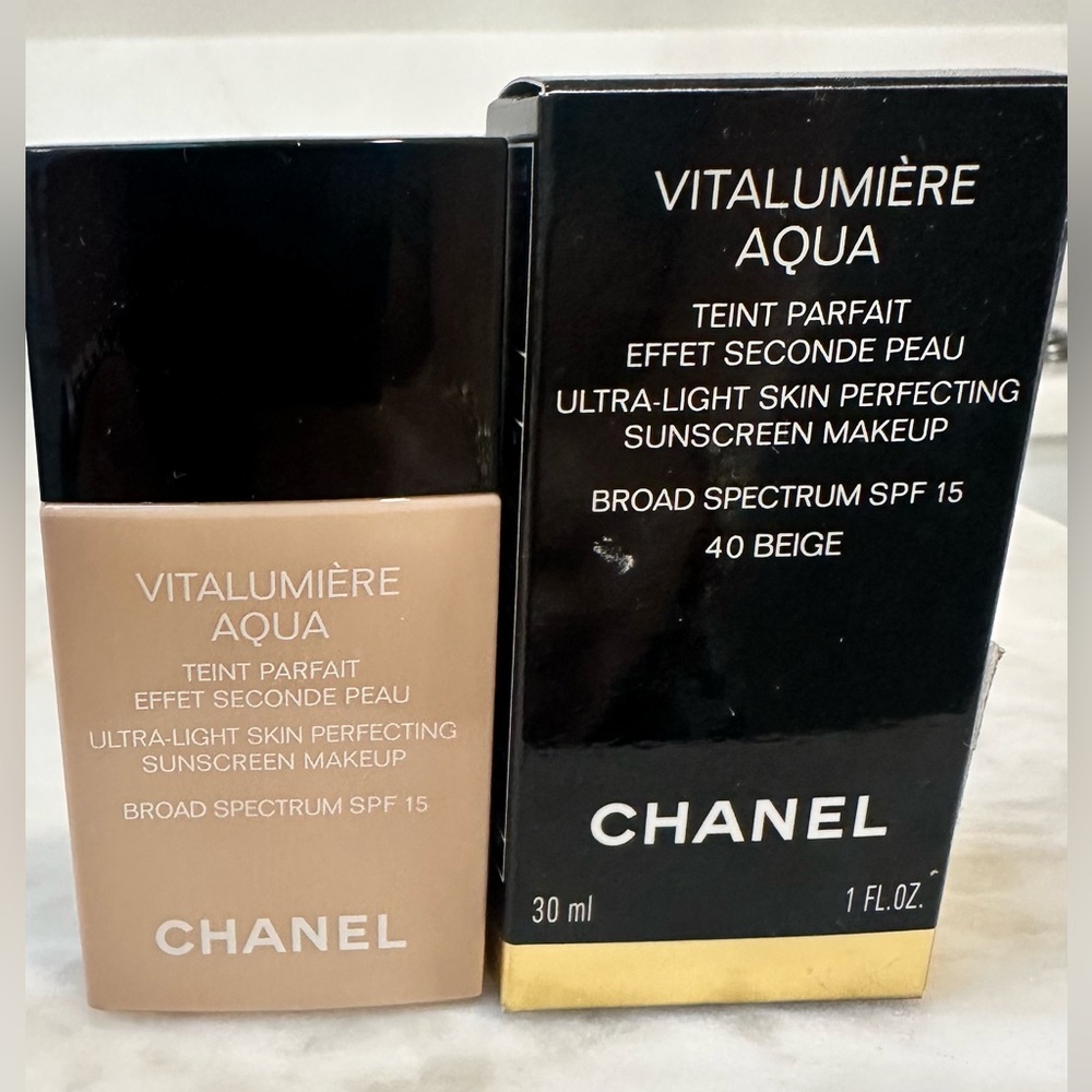Chanel Vitalumiere Aqua Ultra Light Skin Perfecting Makeup SPF-15 #40 Beige, 1 o